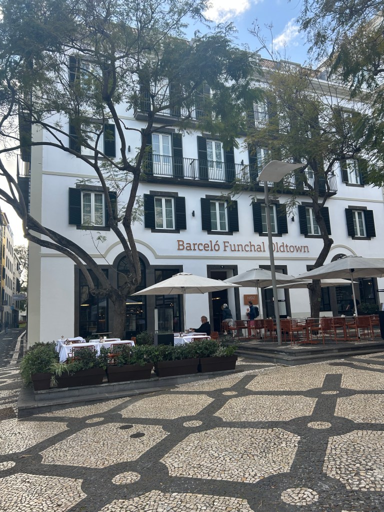 Barceló Funchal Oldtown restaurant and hotel